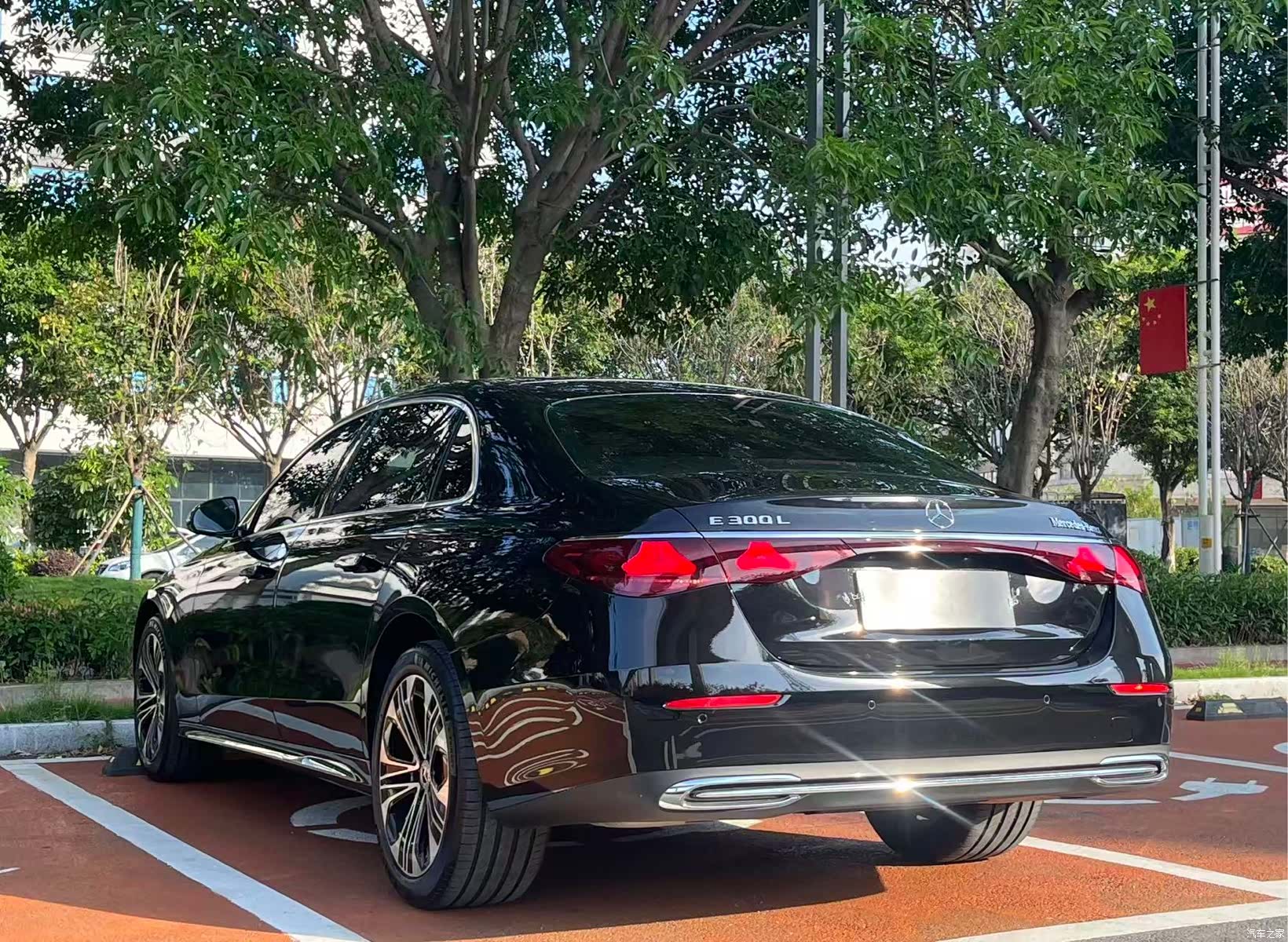 Mercedes-Benz E-Class, 2026 7
