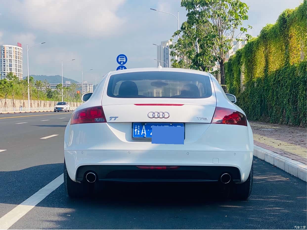 Audi TT, 2011 6