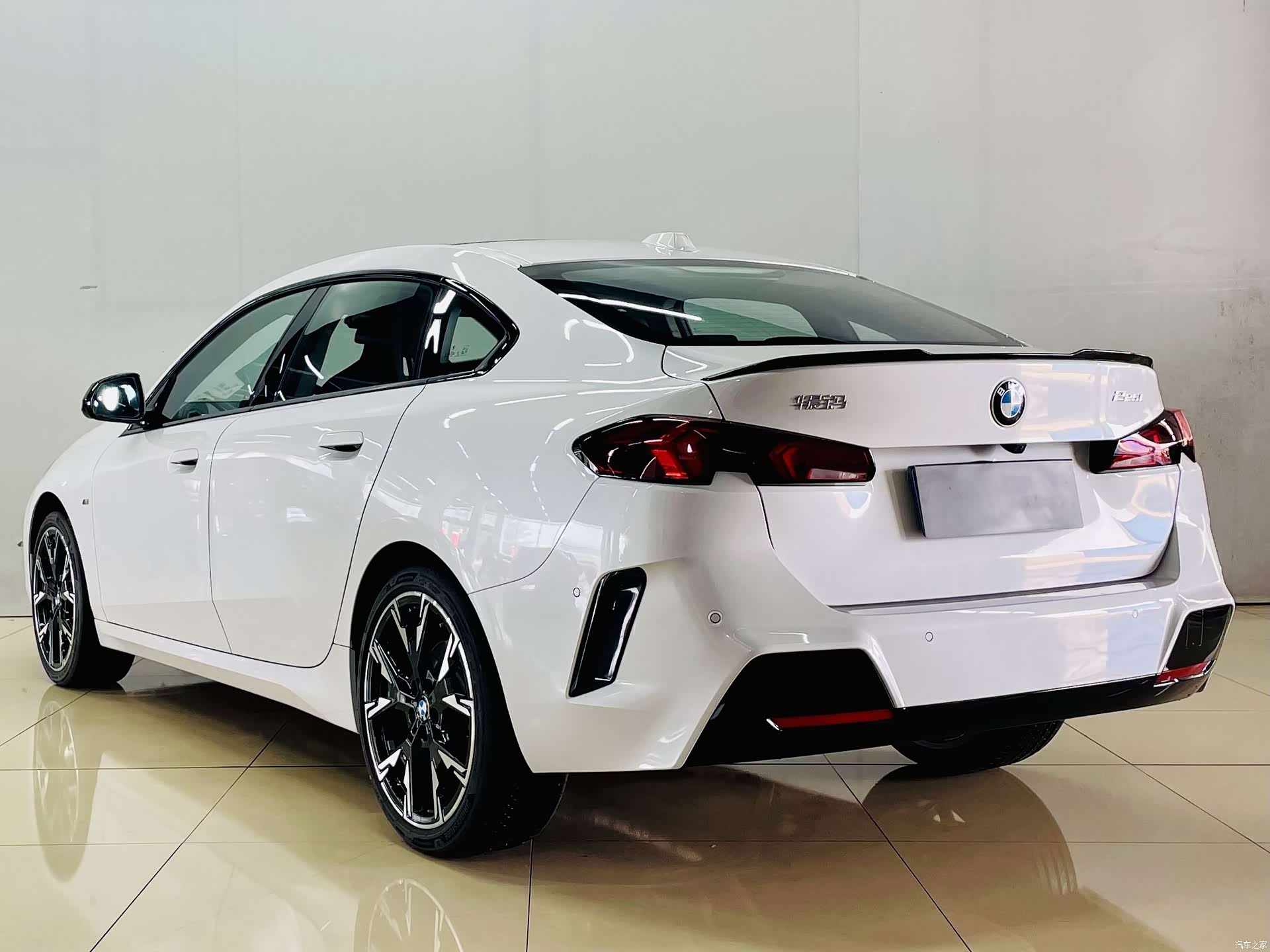 BMW 2 Series, 2025 8