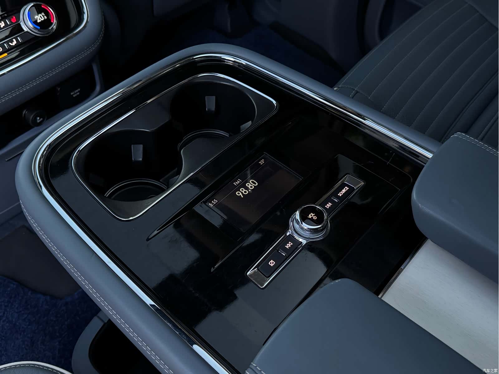 Lincoln Navigator, 2019 28