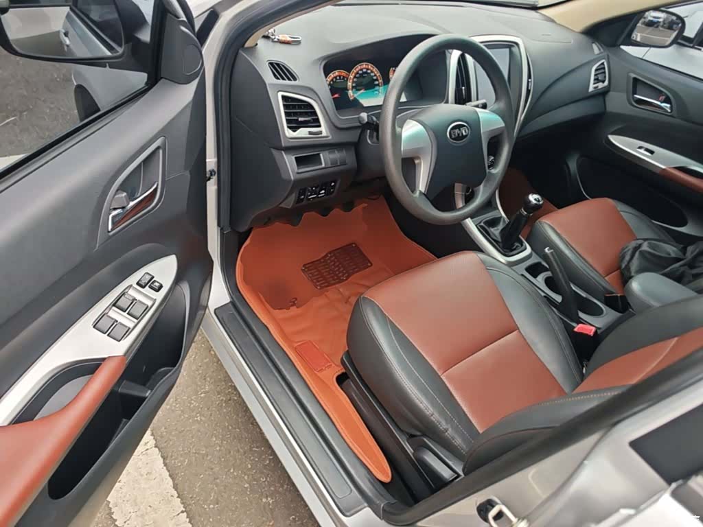 BYD F3, 2018 16