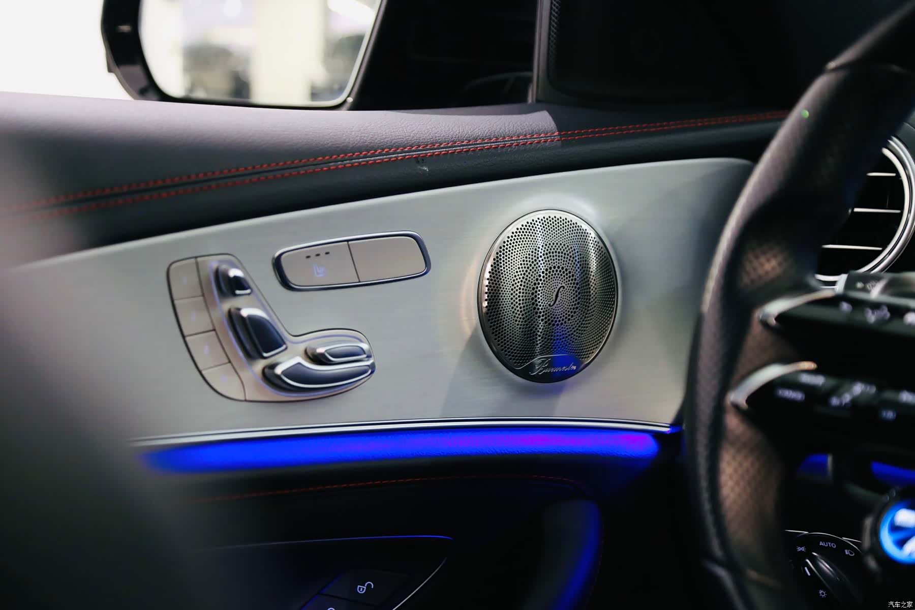 Mercedes-Benz E-Class, 2023 16