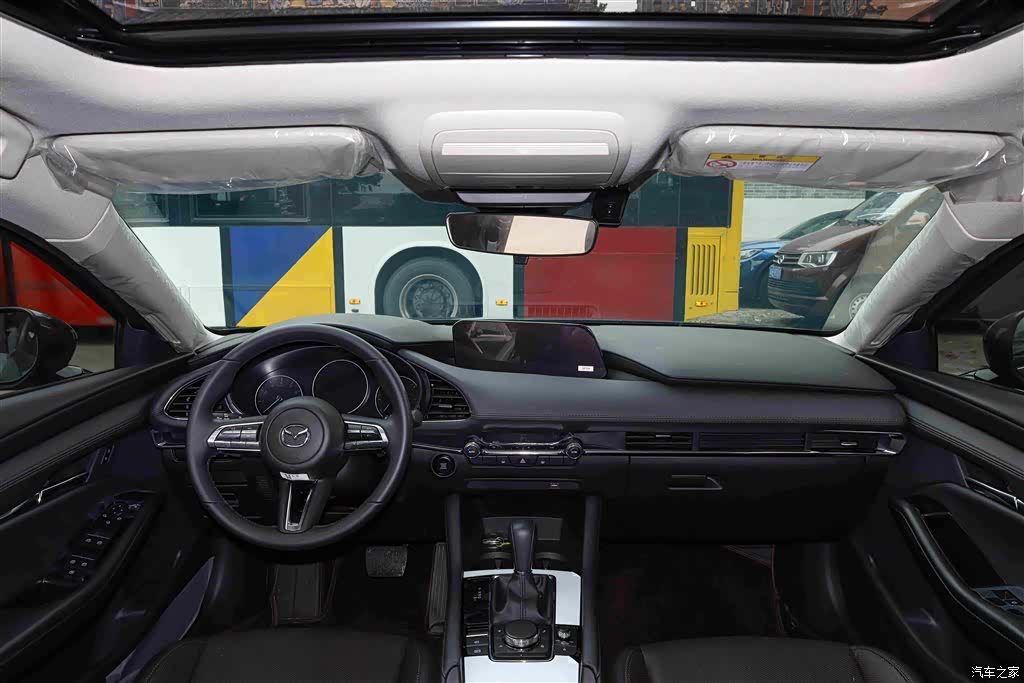 Mazda Mazda3, 2023 все фото
