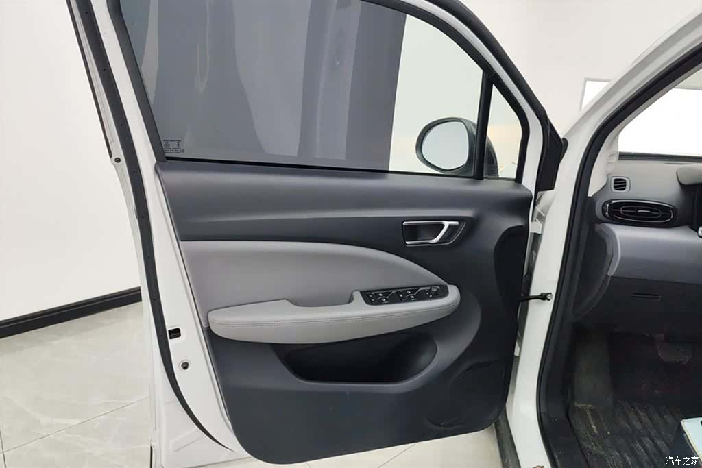 Leapmotor T03, 2025 7