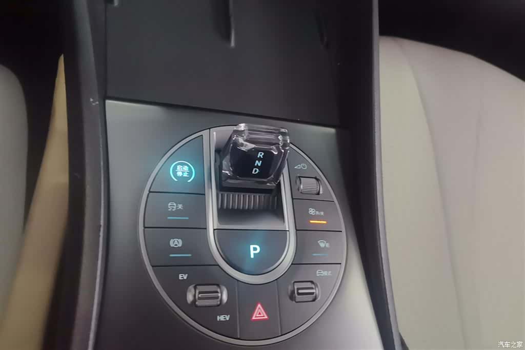 BYD Seal, 2025 16
