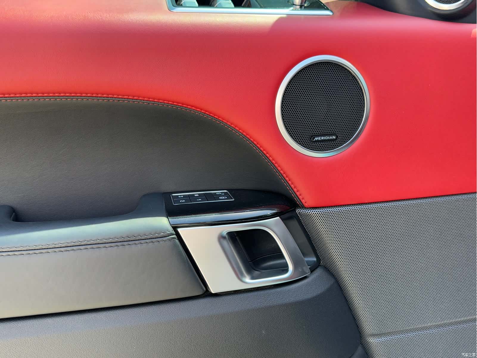 Land Rover Range Rover, 2019 10