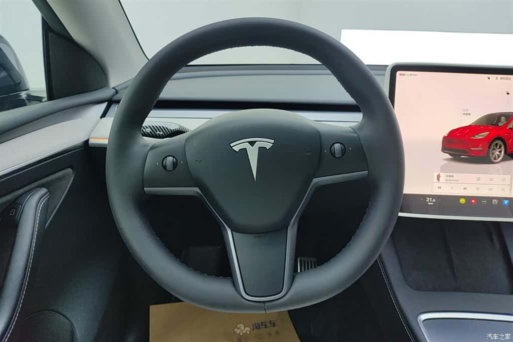 Tesla Model Y, 2024 15