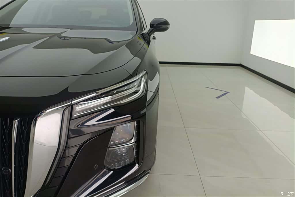 Hongqi H5, 2024 все фото