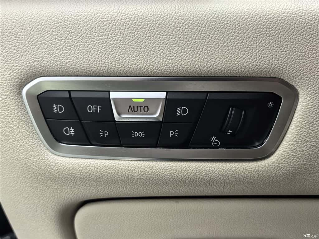 BMW X5, 2019 21