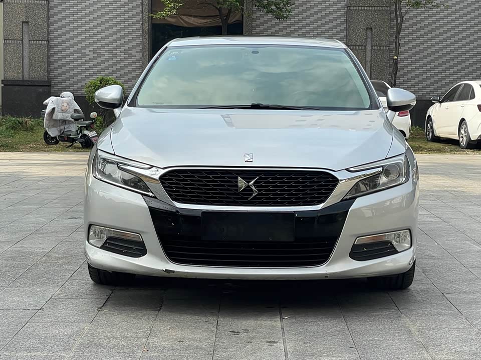 DS 5LS