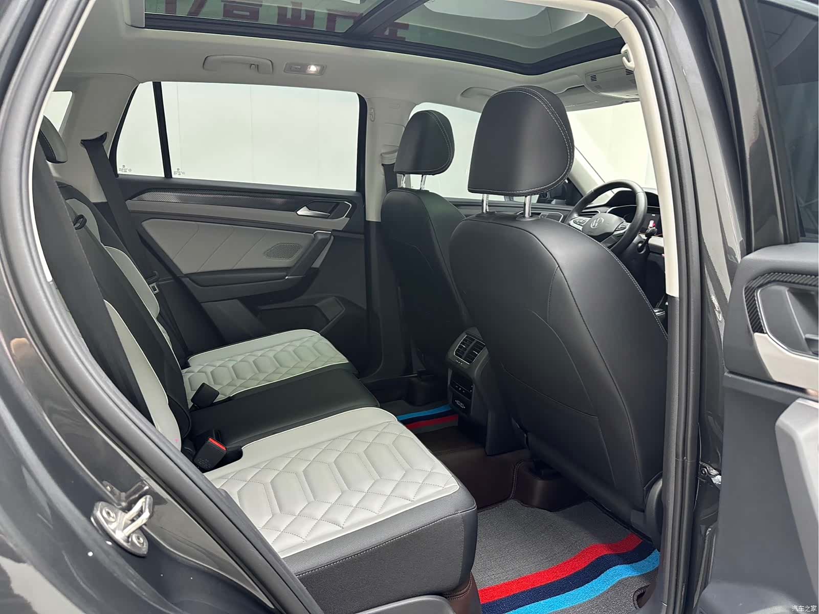Volkswagen Tayron, 2023 6