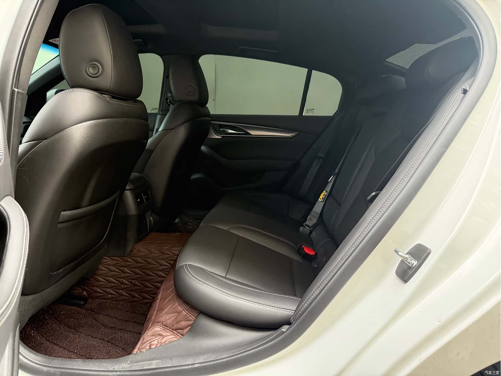 Cadillac CT5, 2022 6