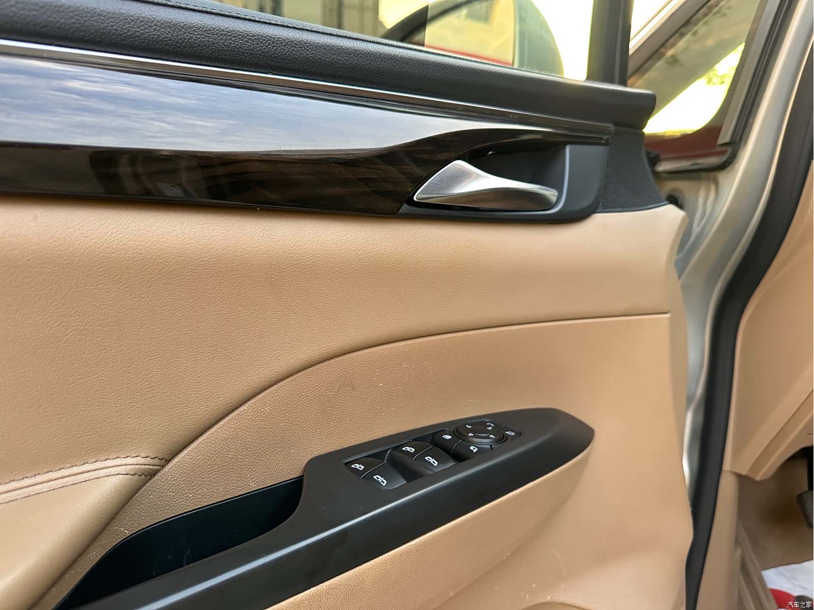 Buick GL8, 2018 10