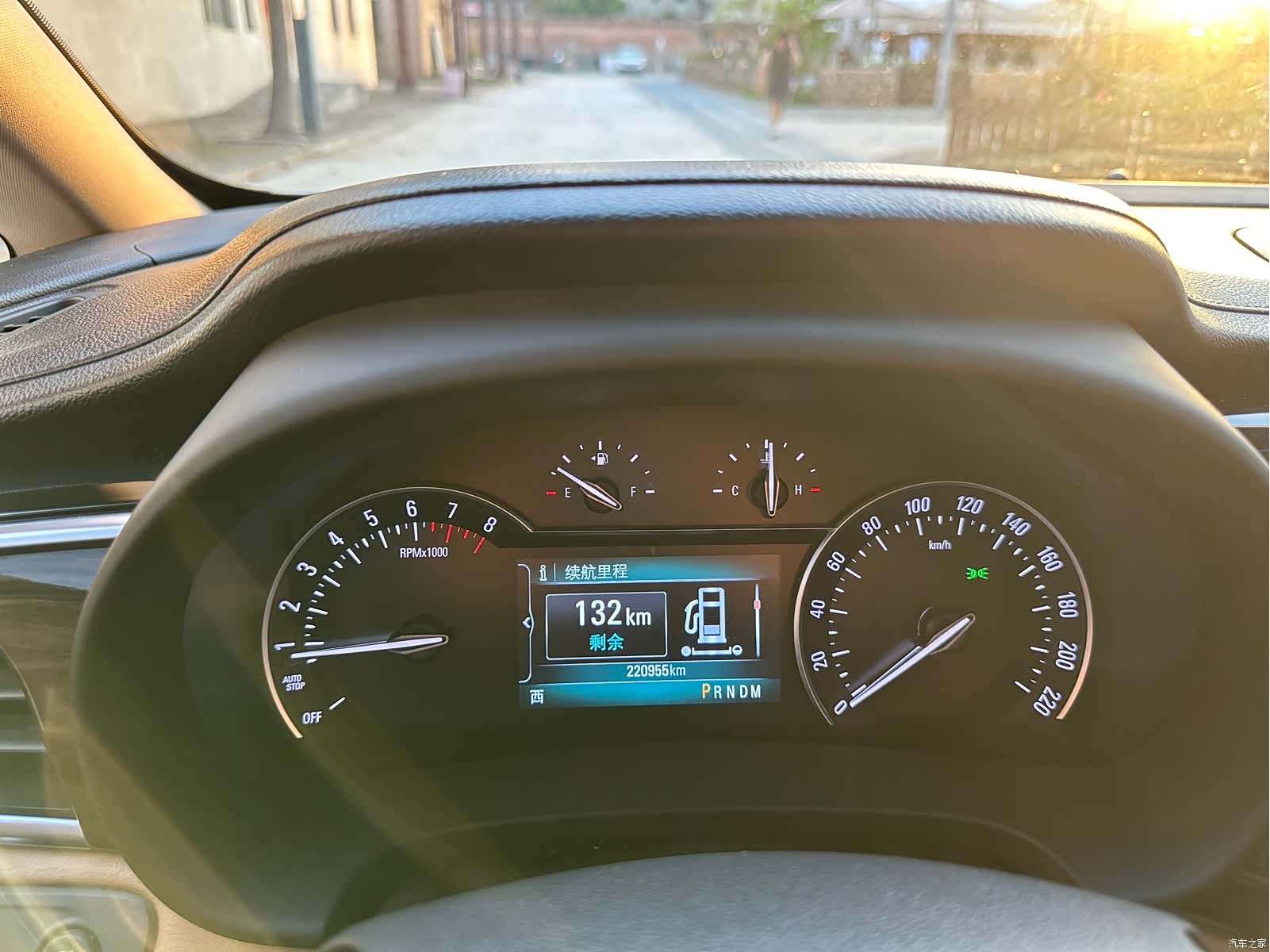 Buick GL8, 2018 17