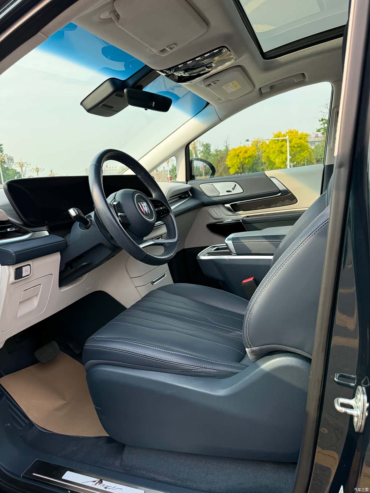 Buick Century, 2023 9