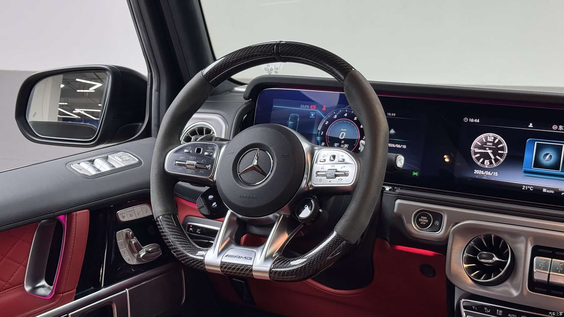 Mercedes-Benz G-Class, 2022 16