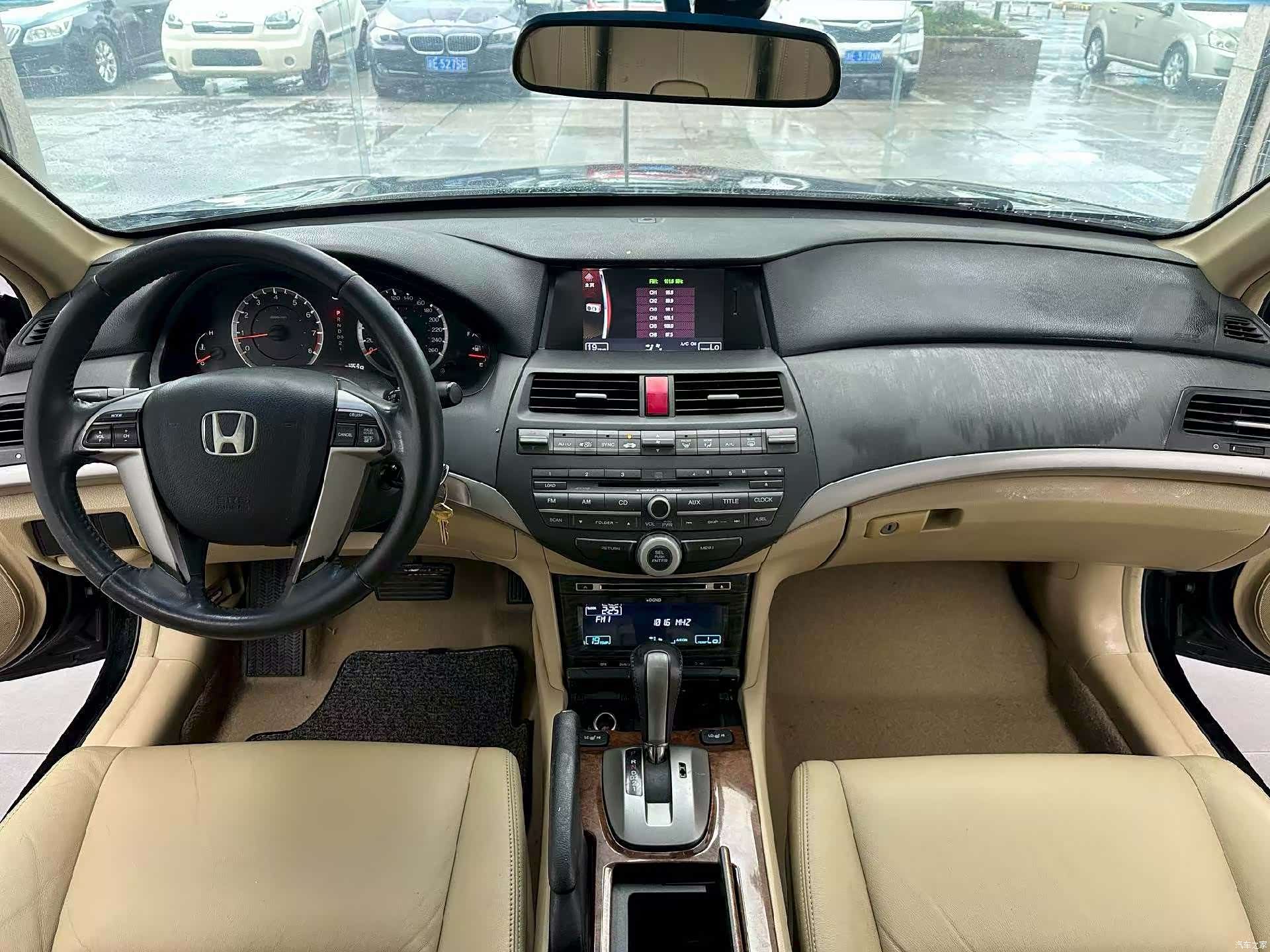 Honda Accord, 2011 все фото