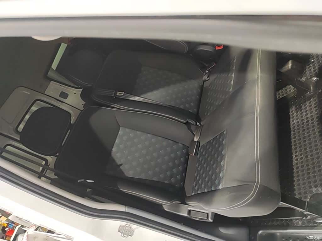 Maxus V80, 2023 20