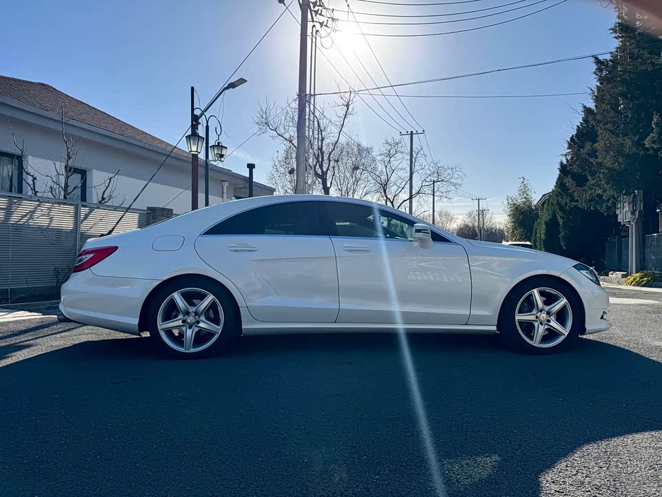 Mercedes-Benz CLS