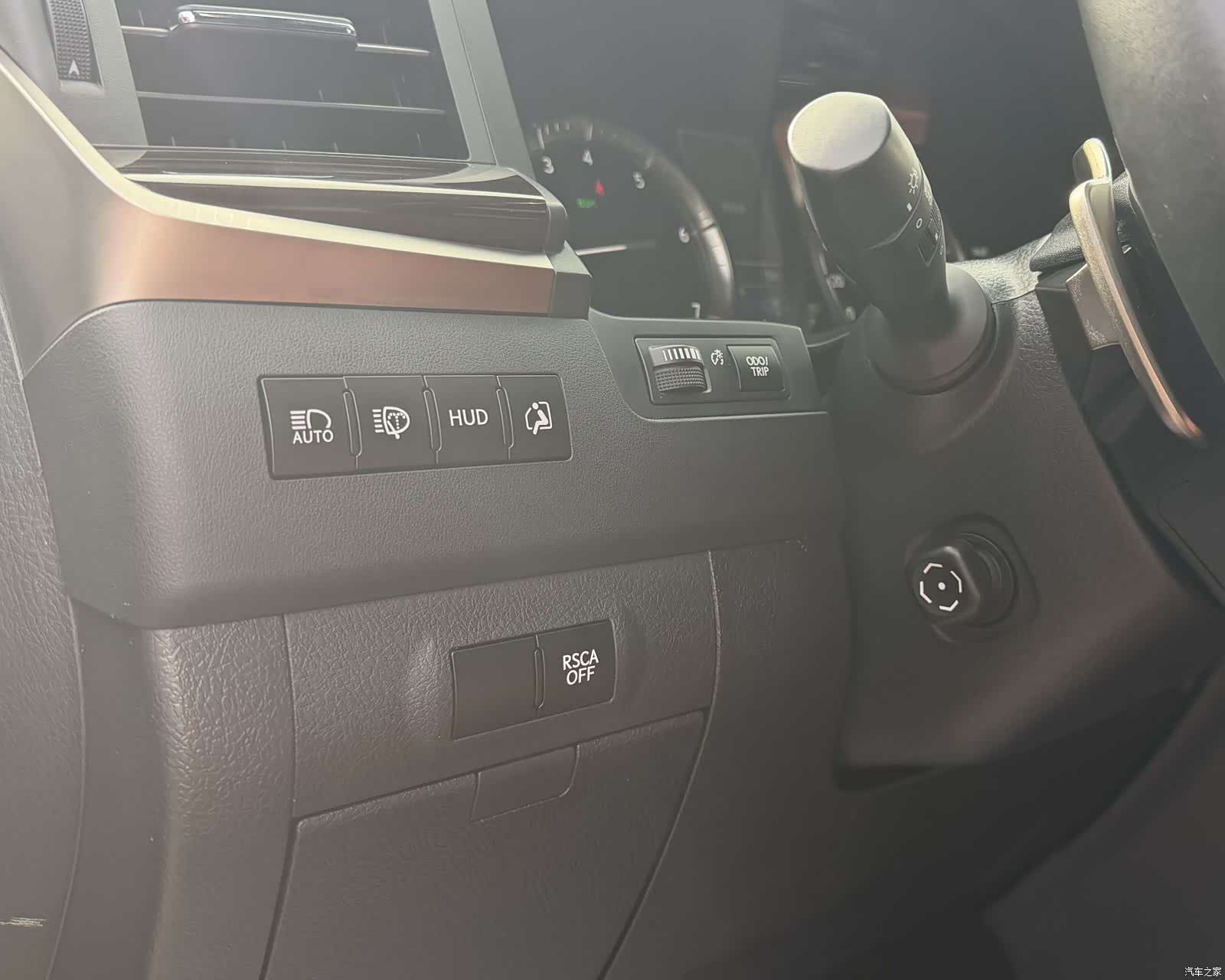 Lexus LX, 2020 9