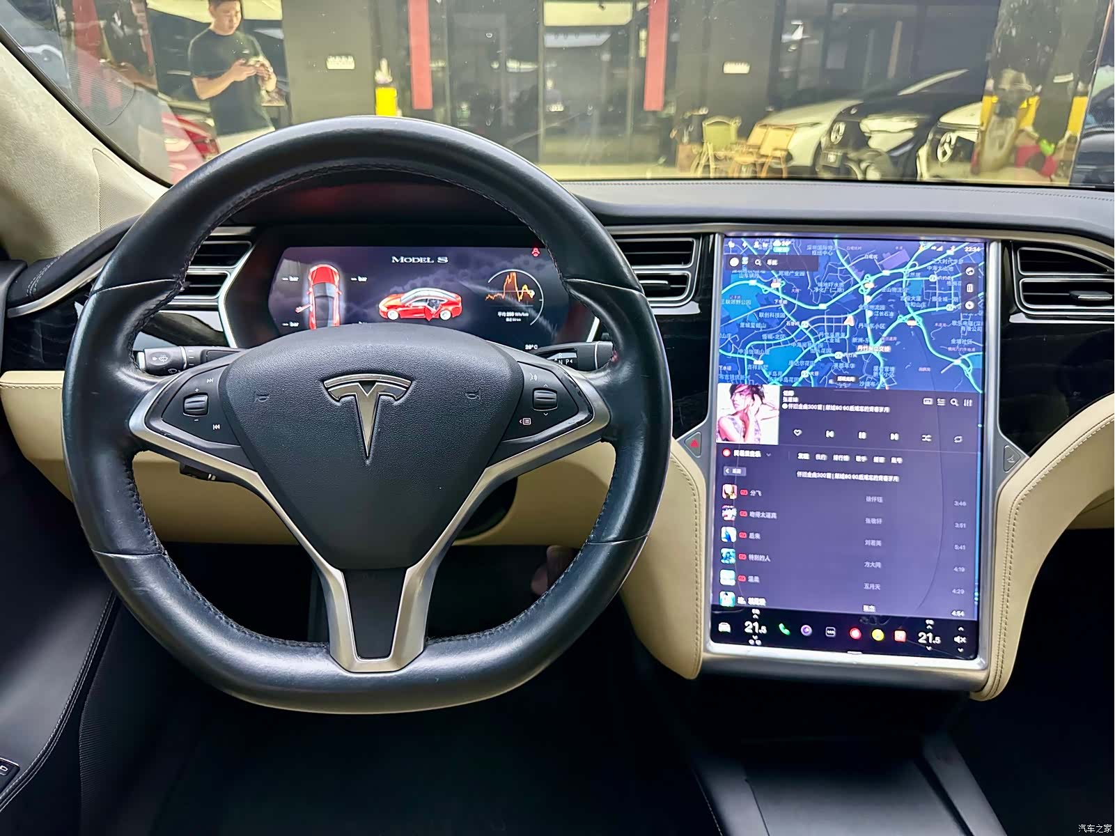 Tesla Model S, 2016 14