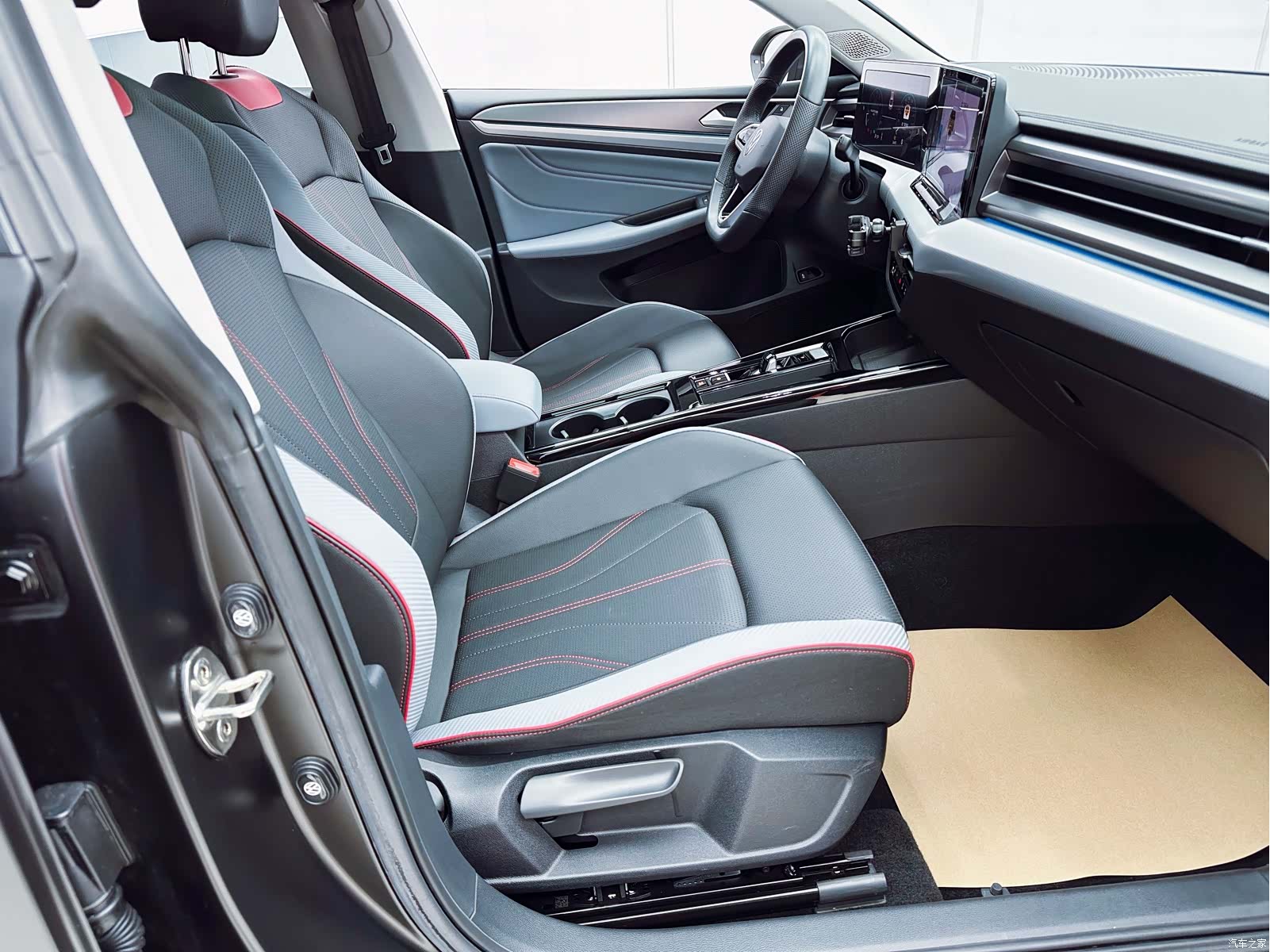 Volkswagen Lamando, 2023 9