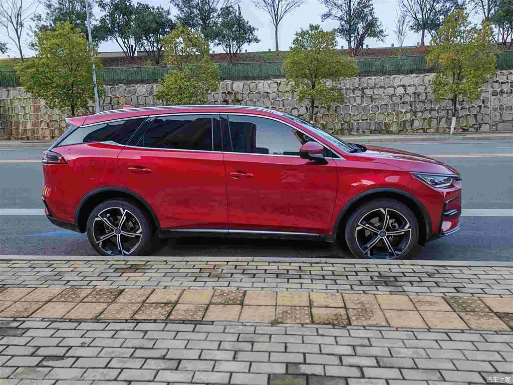 BYD Tang, 2021 4