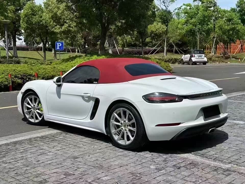 Porsche 718