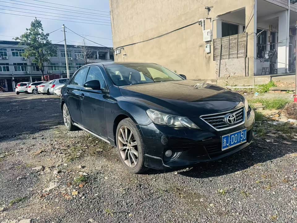 Toyota Reiz Toyota Reiz