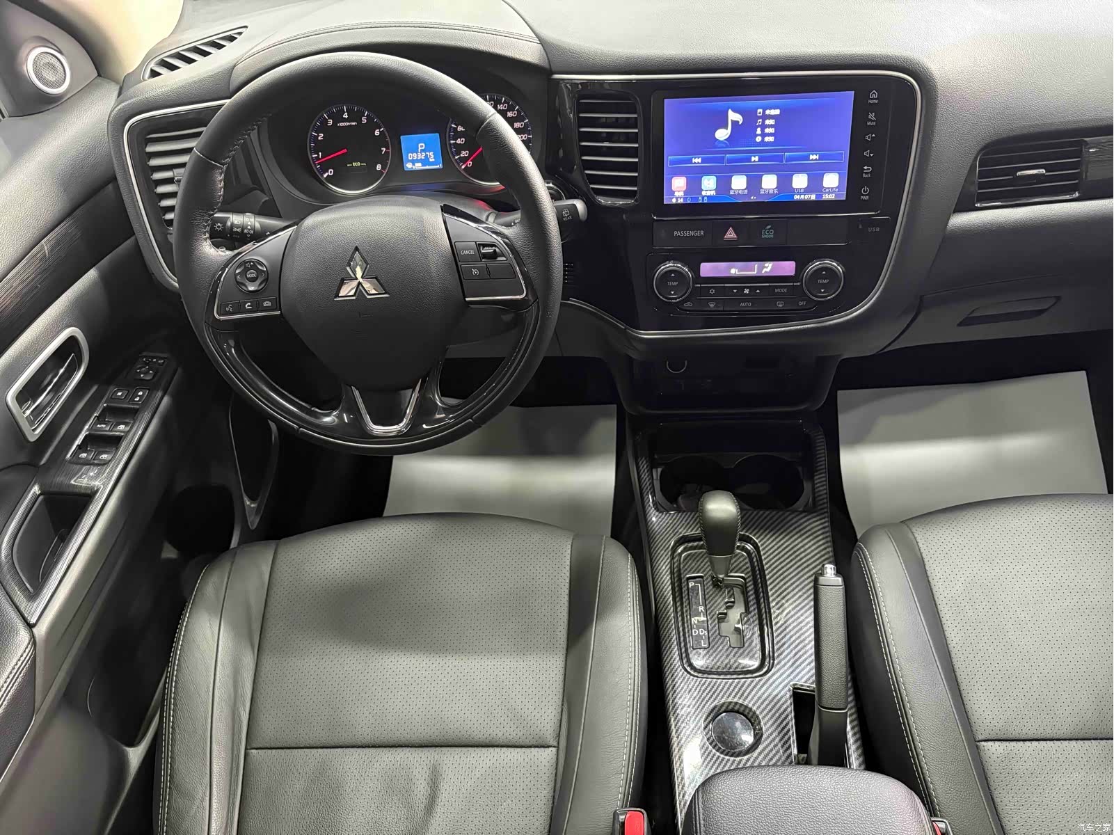Mitsubishi Outlander, 2017 11