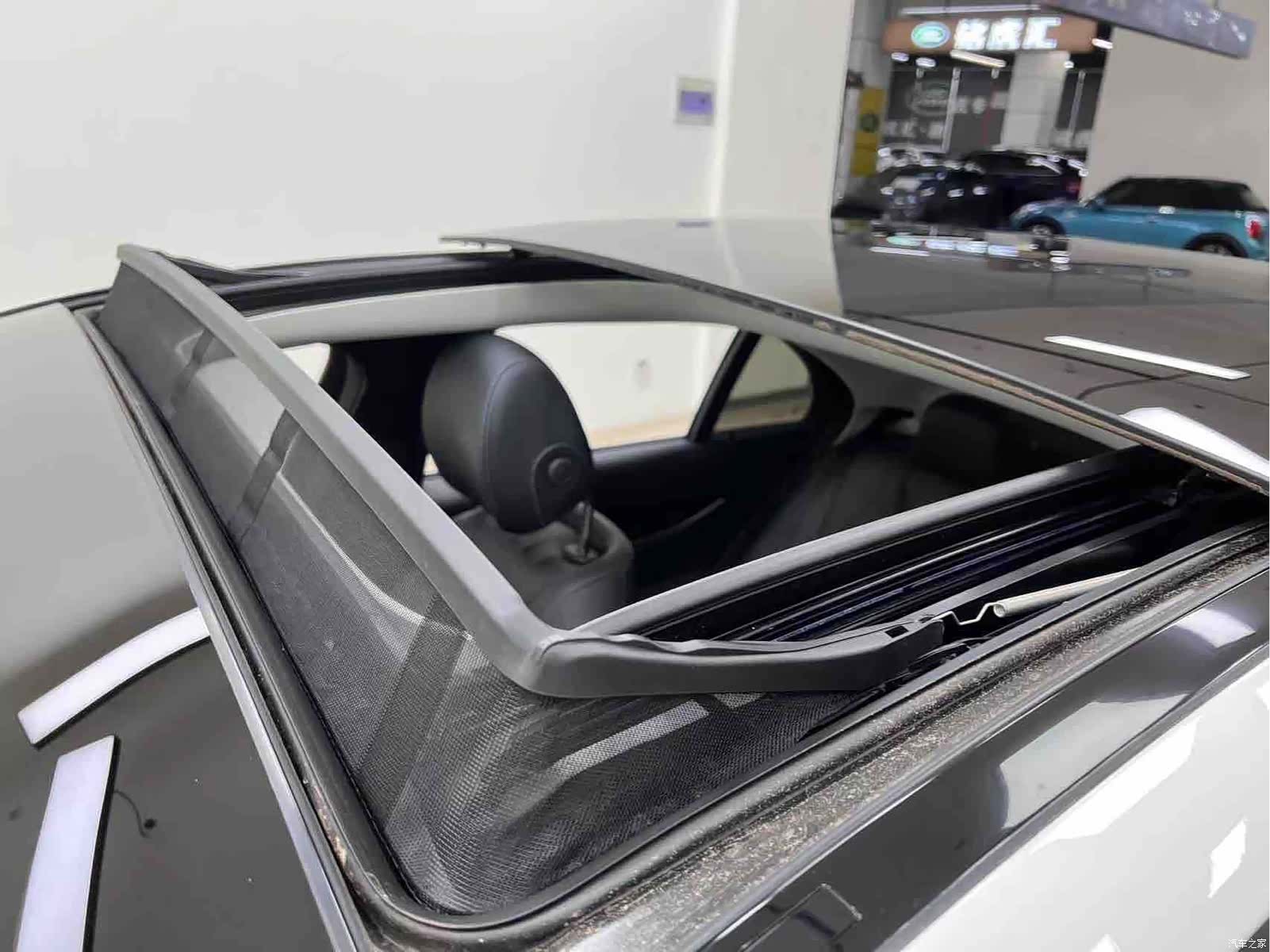 Mercedes-Benz E-Class, 2024 19