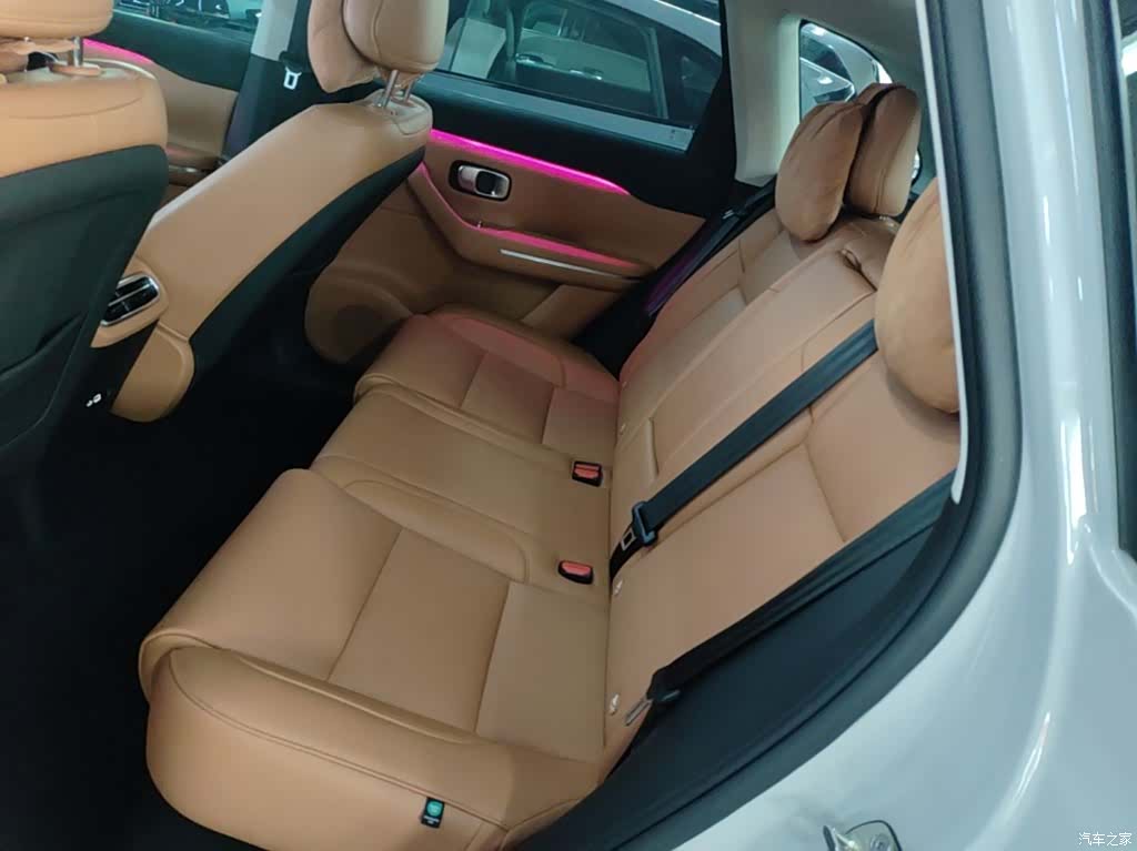 Leapmotor C10, 2025 17