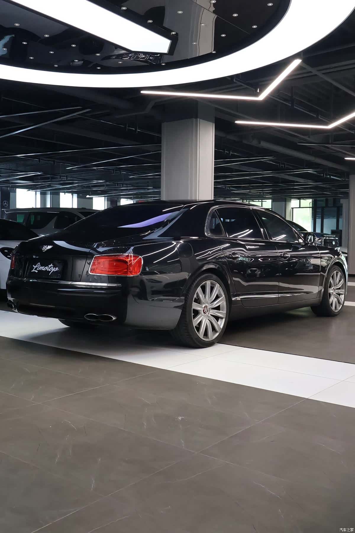 Bentley Flying Spur, 2017 6