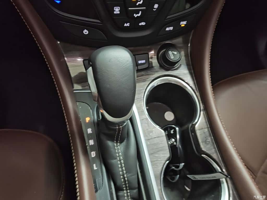 Buick Envision Plus, 2016 14