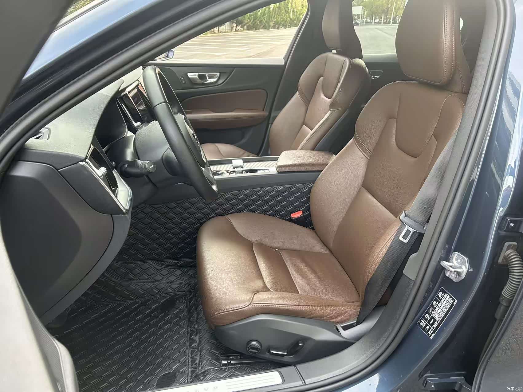 Volvo S60, 2021 4