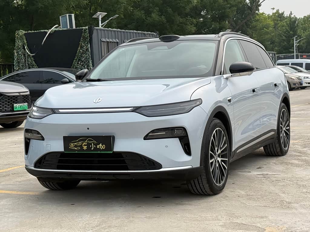 Leapmotor C11