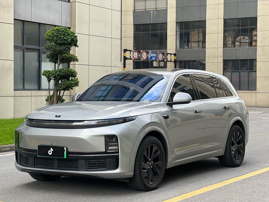 Li Auto L7