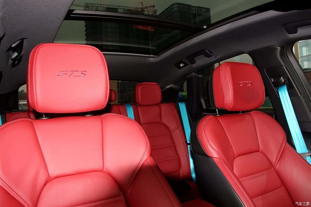Porsche Macan, 2022 12