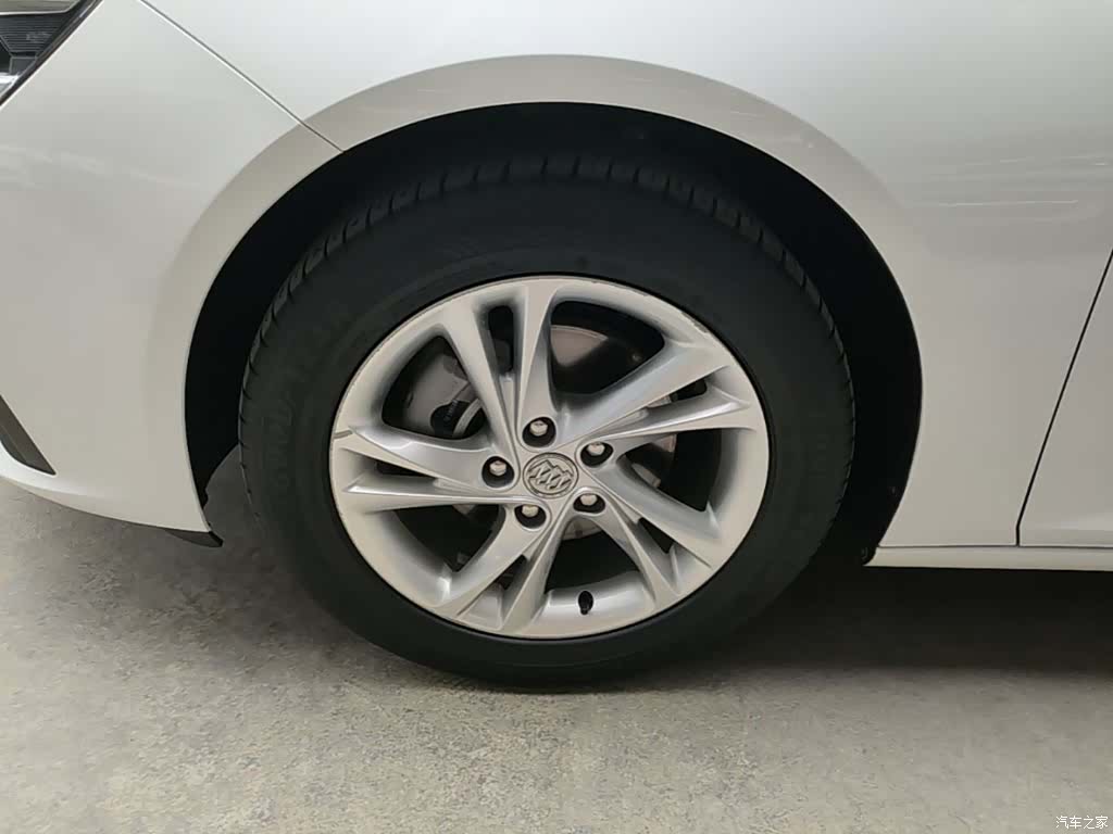 Buick Regal, 2022 23