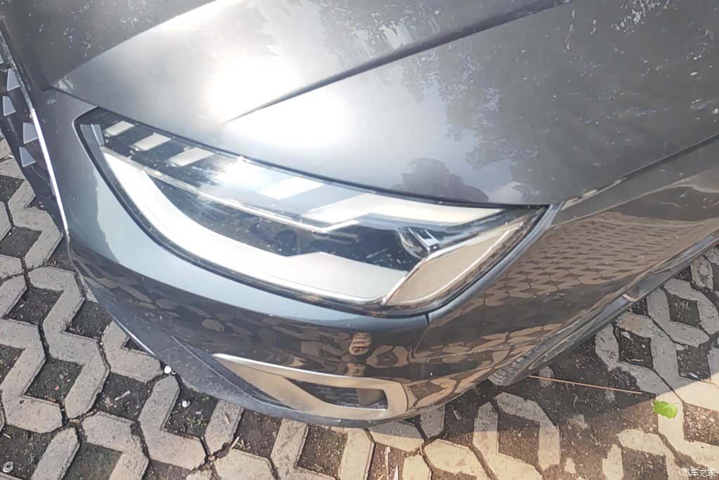 Audi A4L, 2021 все фото