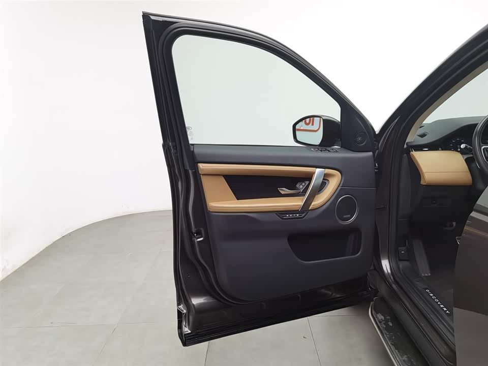 Land Rover Discover sports