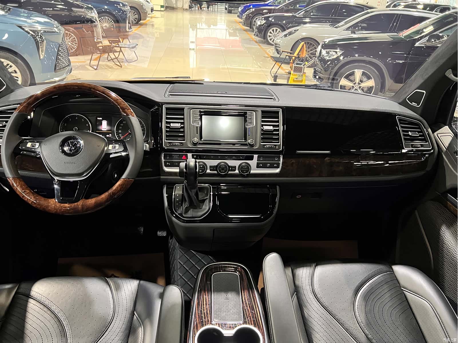 Volkswagen 7, 2019 13