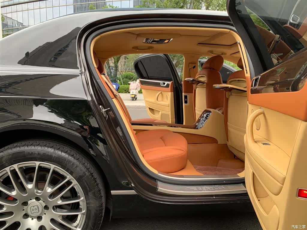 Bentley Flying Spur, 2012 14