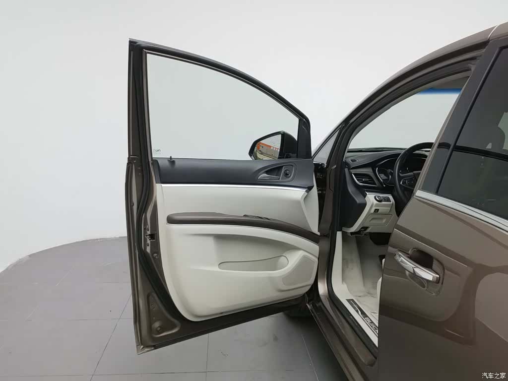 Buick GL8, 2020 8
