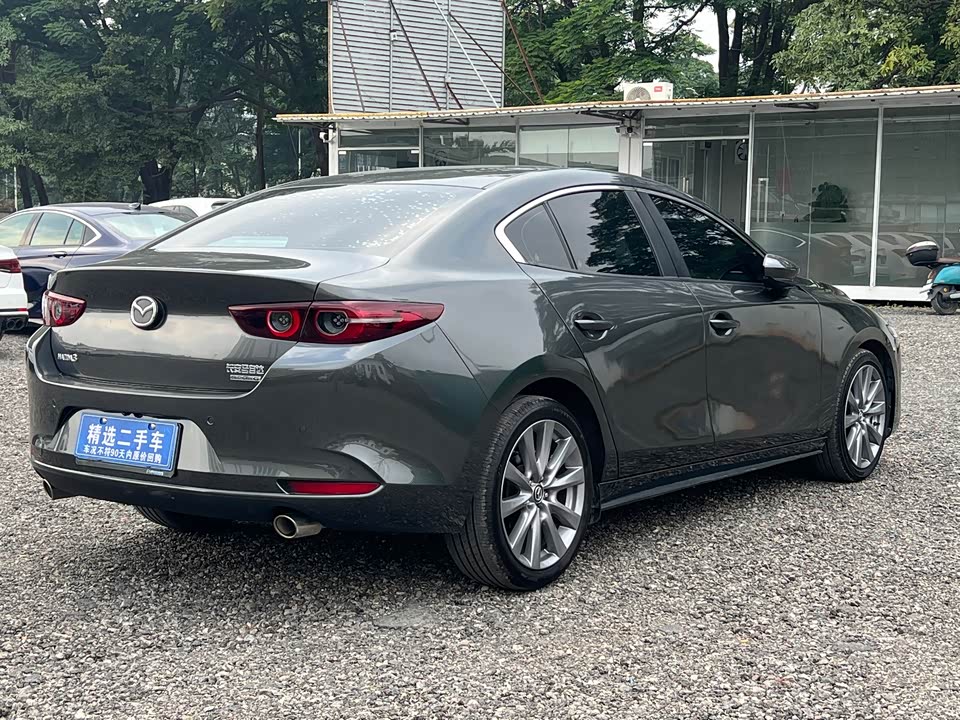 Mazda 3 Angkesaila