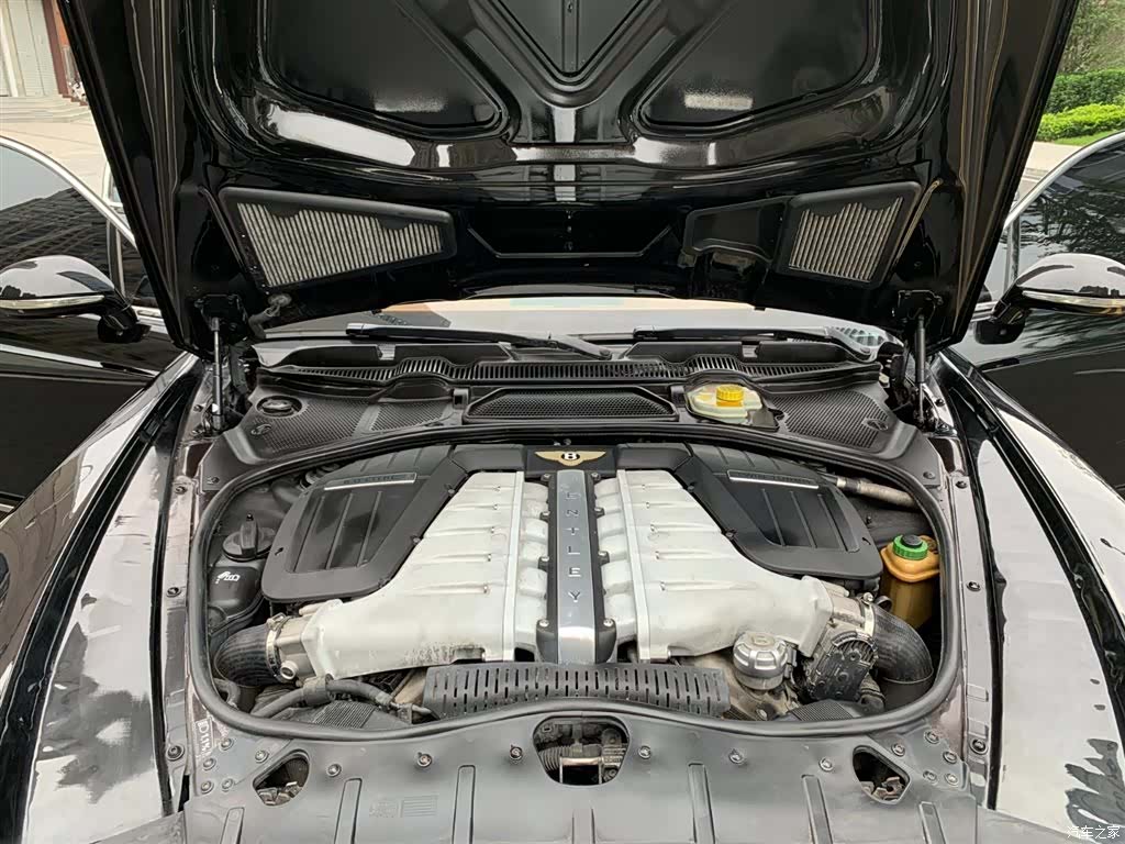 Bentley Flying Spur, 2012 18