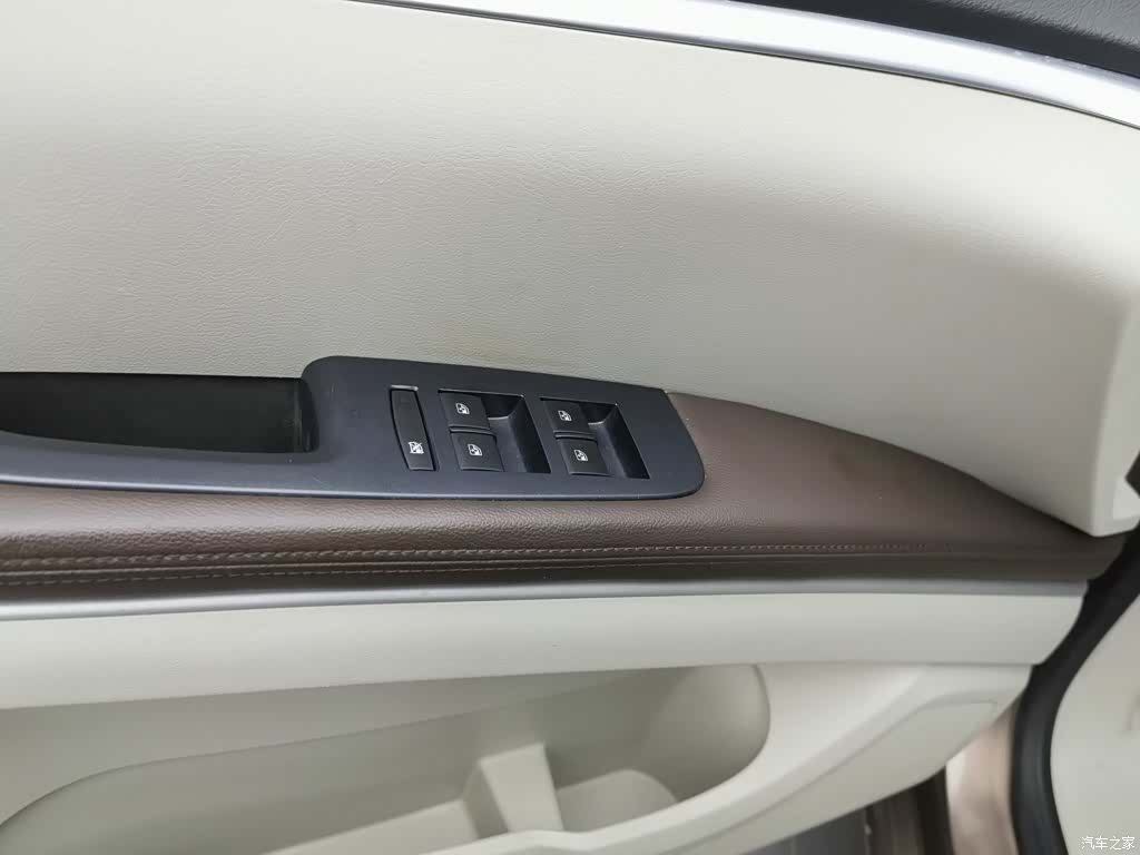 Buick GL8, 2020 9
