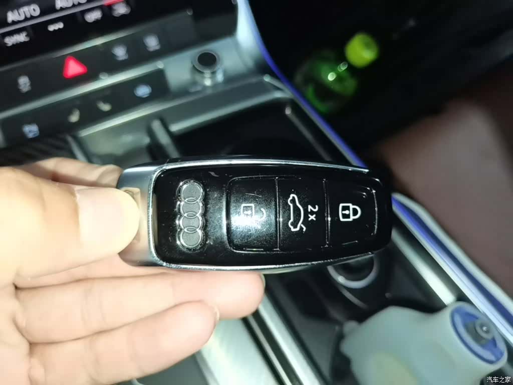 Audi A6L, 2021 9