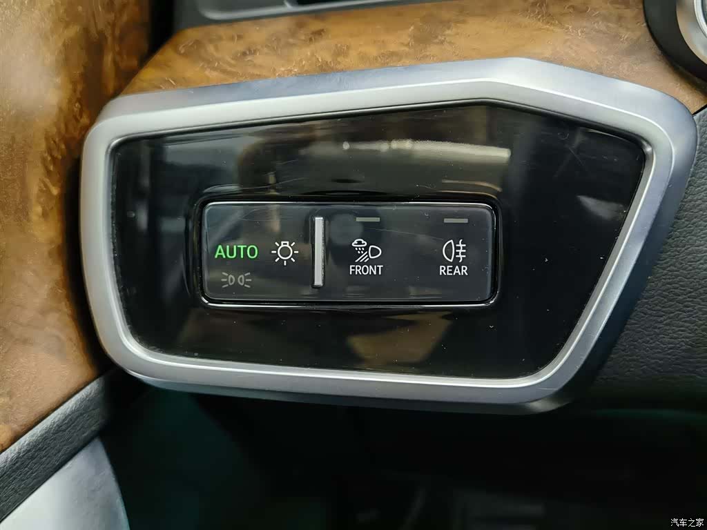 Audi A6L, 2022 21