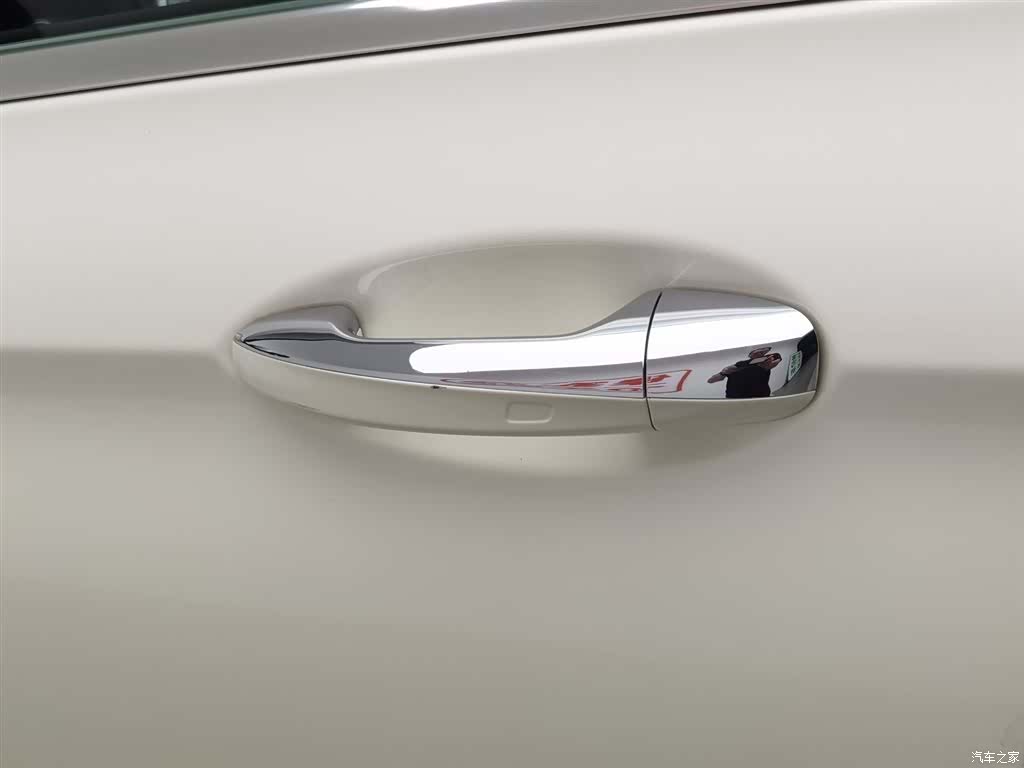 Mercedes-Benz E-Class, 2019 18